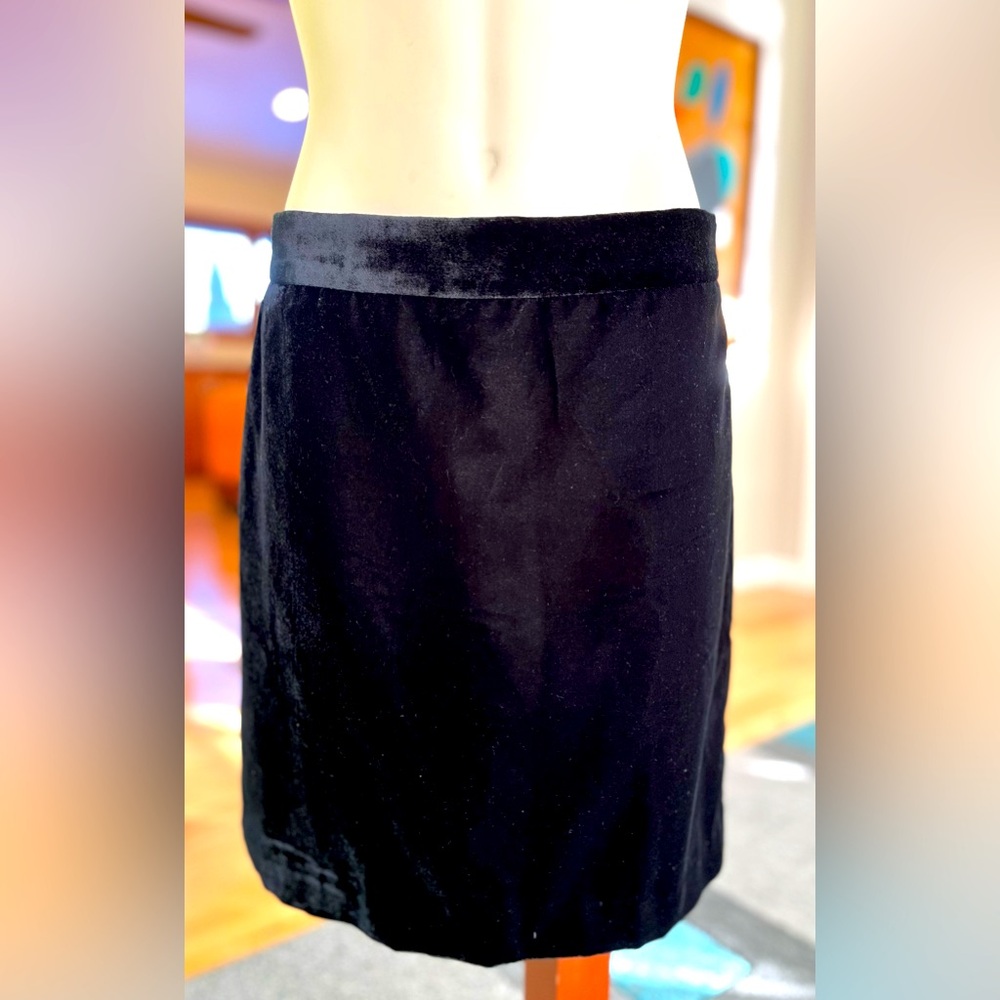 Black Velvet Skirt, JCREW SIZE 2, BRAND NEW